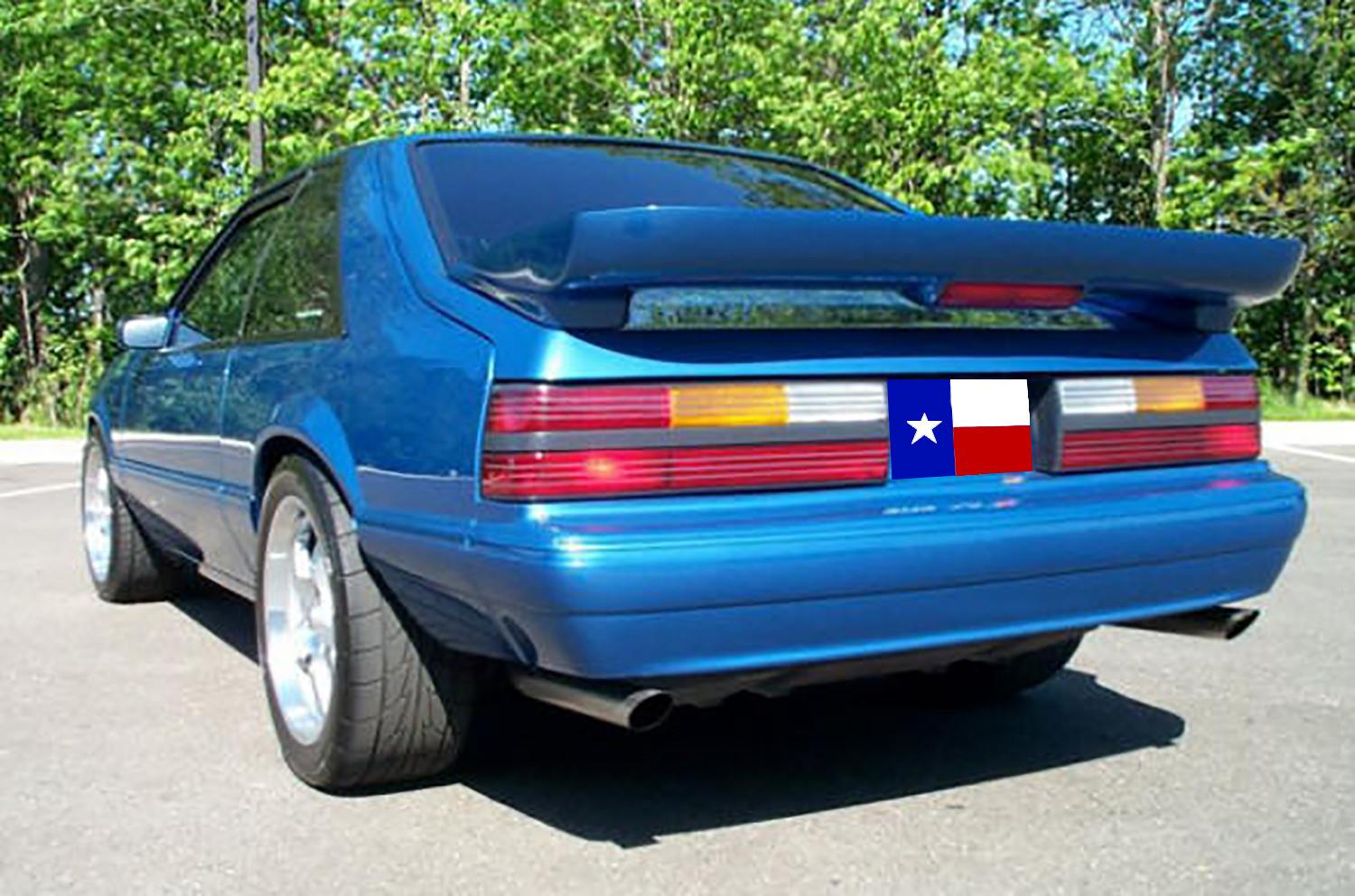 Saleen Style Rear Spoiler For 1999-2004 Ford Mustang – Unpainted Long Pedestal With LED Light – Fiberglass