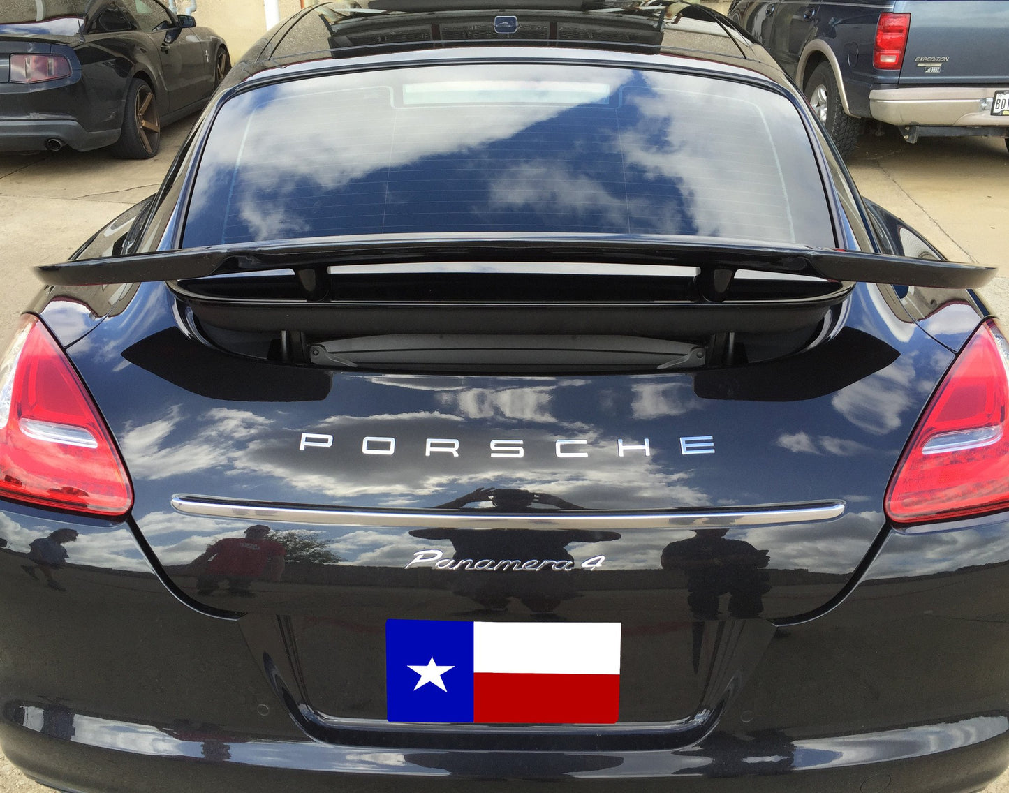 Fits Porsche Panamera "Tuner Style" 4Dr Factory 2Post No Light Spoiler (2014-2017 NON-TURBO) - DAR Spoilers