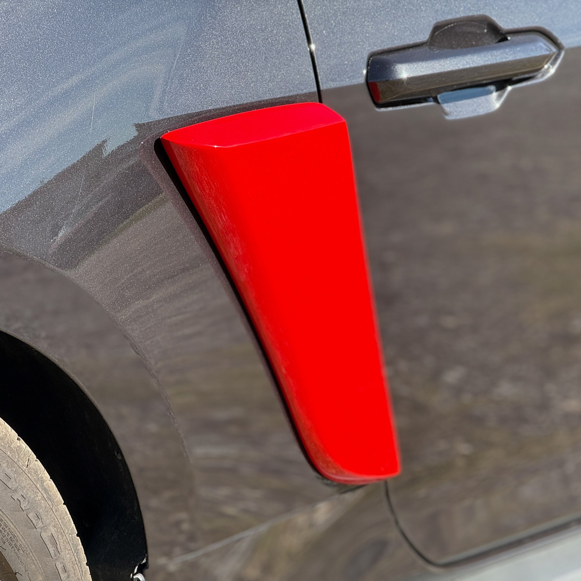 Ford Mustang Custom Side Scoops (2024-2025) – DAR Spoilers